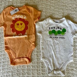 Old Navy Baby Onesie Bundle Size 6-12 Months